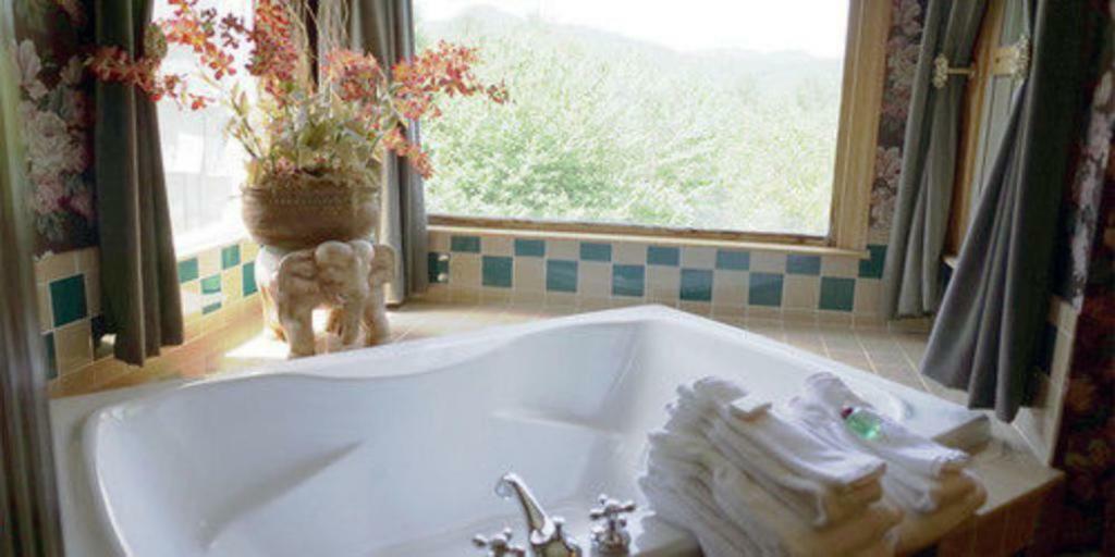 Innisfree Hotel Boutique Glenville Buitenkant foto